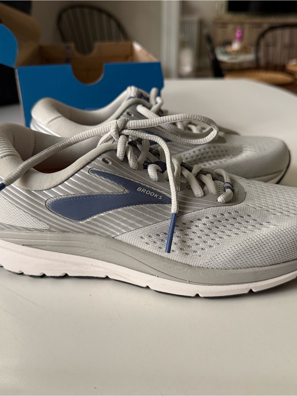 Brooks Women’s Light Gray Running Shoes with Blue Accents